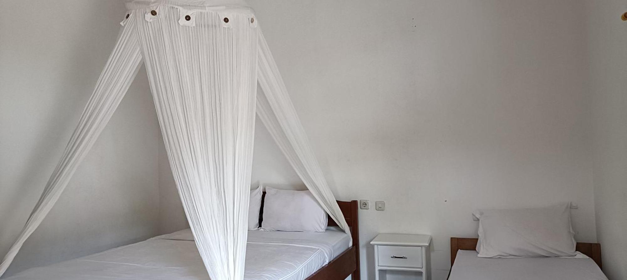 Moon In Hotel Kelimutu Ngoại thất bức ảnh