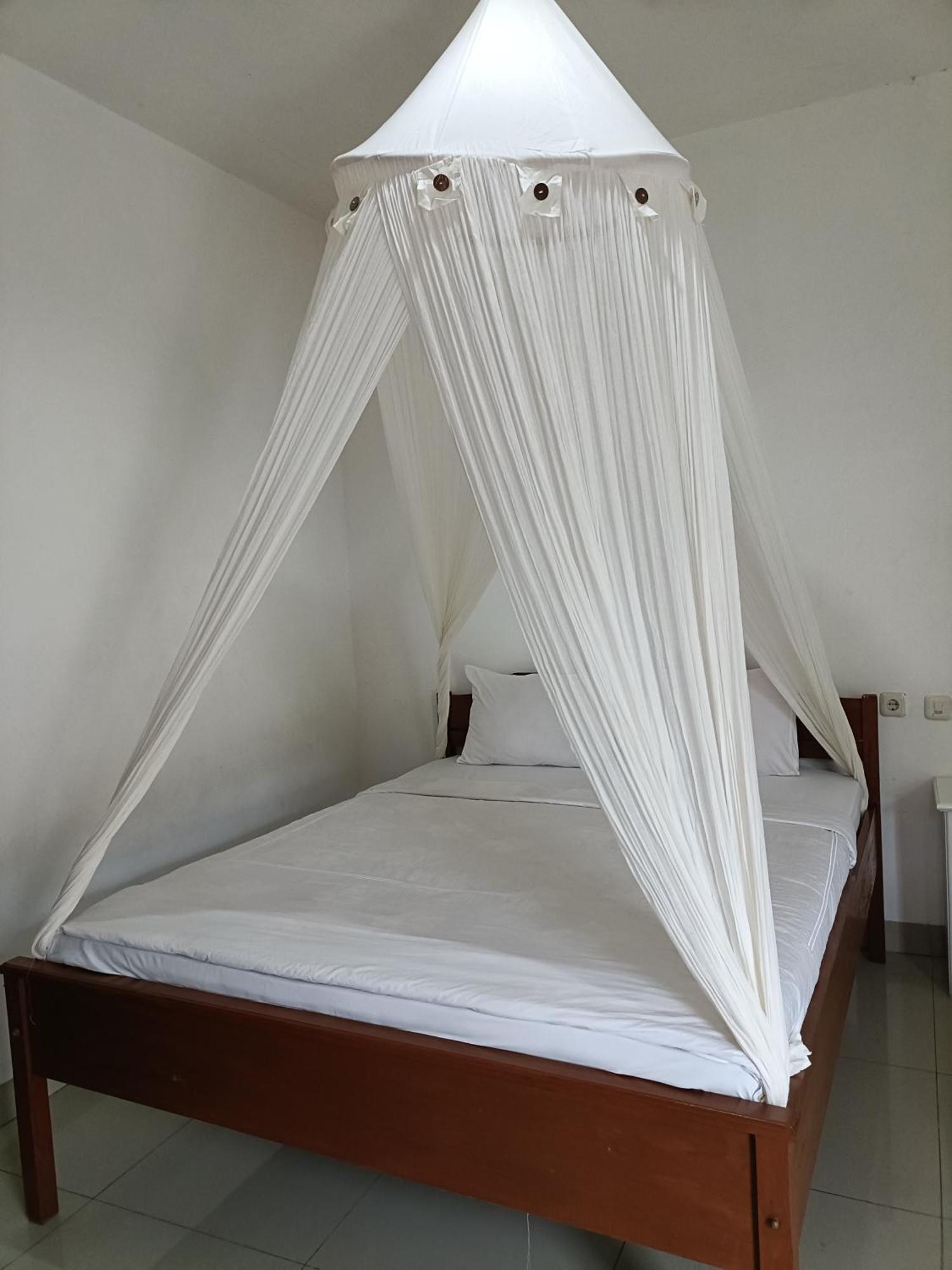 Moon In Hotel Kelimutu Ngoại thất bức ảnh